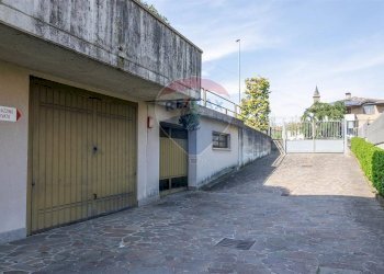 vista - Locale Commerciale Al Brembo
 
1, Filago - foto 21