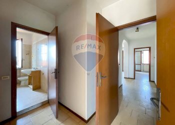 Hall / corridoio - Attico L. Tolstoi
 
SNC, Brembate - foto 28