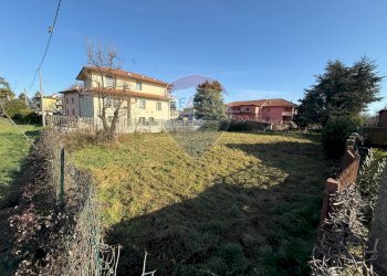 Casa all\'aperto - Terreno edificabile VIA UGO FOSCOLO
SNC, Capriate San Gervasio - foto 5