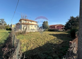 Casa all\'aperto - Terreno edificabile VIA UGO FOSCOLO
SNC, Capriate San Gervasio - foto 7