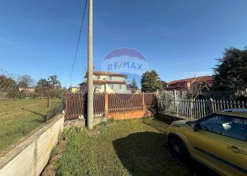 Giardino - Terreno edificabile VIA UGO FOSCOLO
SNC, Capriate San Gervasio - foto 8