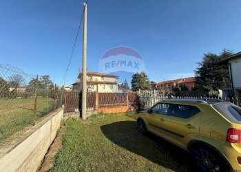 Parcheggio - Terreno edificabile VIA UGO FOSCOLO
SNC, Capriate San Gervasio - foto 9