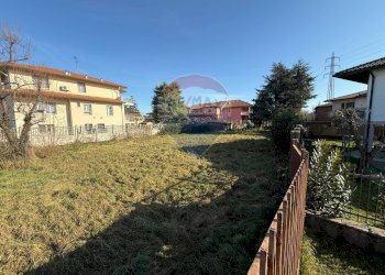 Giardino - Terreno edificabile VIA UGO FOSCOLO
SNC, Capriate San Gervasio - foto 11