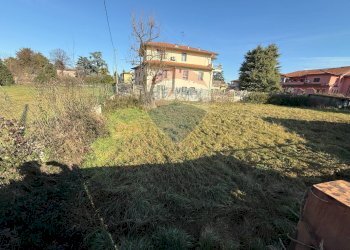 Casa all\'aperto - Terreno edificabile VIA UGO FOSCOLO
SNC, Capriate San Gervasio - foto 13