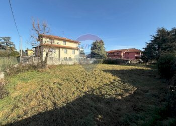 Casa all\'aperto - Terreno edificabile VIA UGO FOSCOLO
SNC, Capriate San Gervasio - foto 16