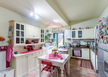 Cucina - Semi-detached house VIA LOCATELLI
 
64, Brembate - photo 2