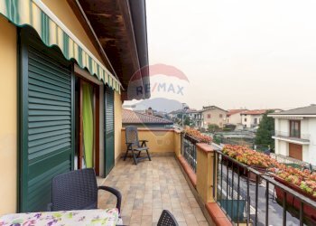 Balcone - Semi-detached house VIA LOCATELLI
 
64, Brembate - photo 30