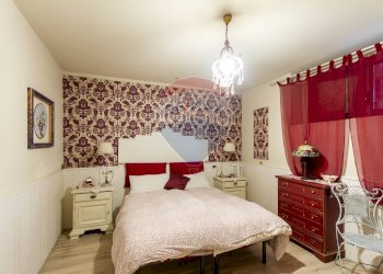 Camera / camera da letto - Semi-detached house VIA LOCATELLI
 
64, Brembate - photo 33