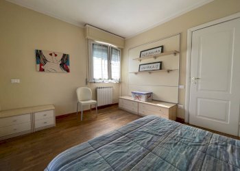 \nFoto 15\n - Villa a Schiera Via Bottego
 
49, Viareggio - foto 15