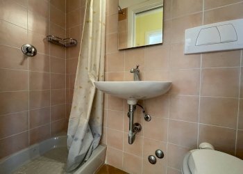 \nFoto 22\n - Villa a Schiera Via Bottego
 
49, Viareggio - foto 22