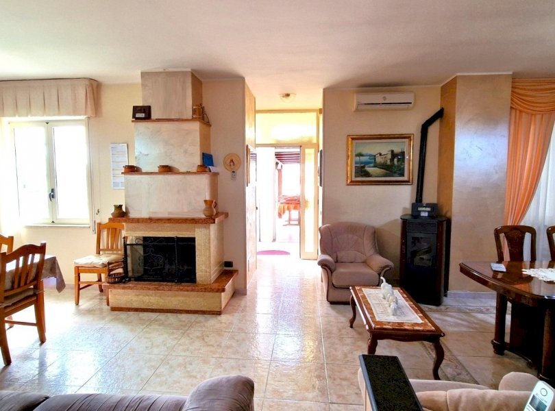 Appartamento Mondragone - foto 1