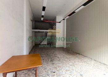 Foto 3 - Locale Commerciale Via Enrico Tazzoli, Caserta - foto 3