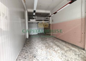 Foto 2 - Locale Commerciale Via Enrico Tazzoli, Caserta - foto 2