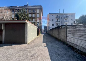 Edificio all\'aperto - Box VIA  ANDREA DORIA
 
29, Brugherio - foto 3