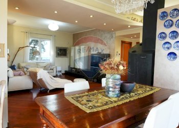 Sala da pranzo - Villa VIA SANDRO BOTTICELLI
 
78, Brugherio - foto 15