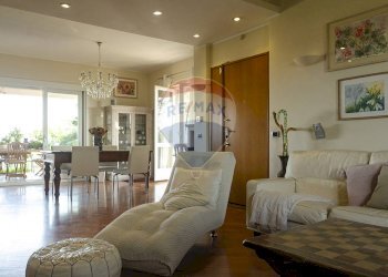 Sala da pranzo - Villa VIA SANDRO BOTTICELLI
 
78, Brugherio - foto 19