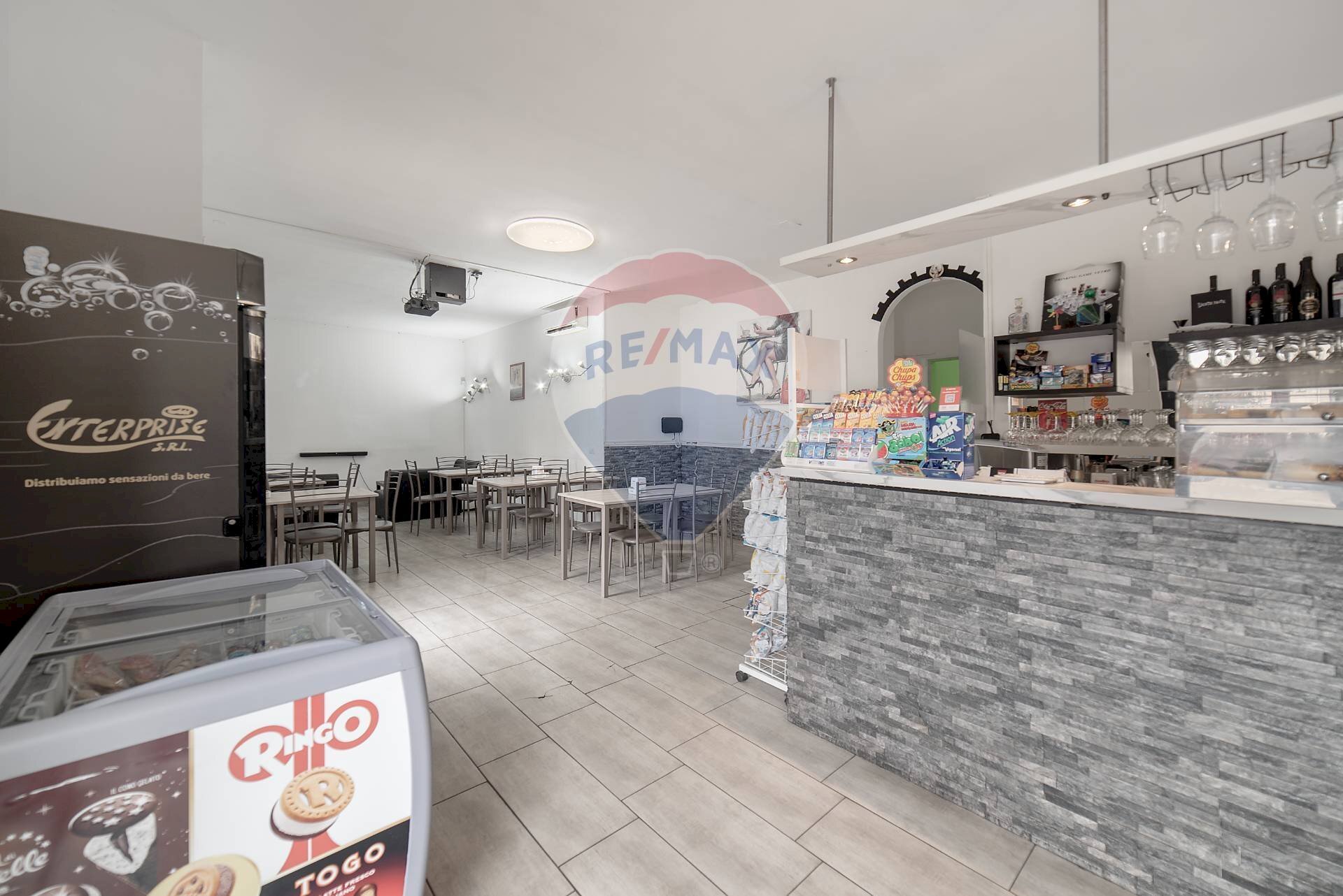 Sala da pranzo - Negozio VIA COLOMBO CRISTOFORO
 
2, Vidigulfo - foto 1