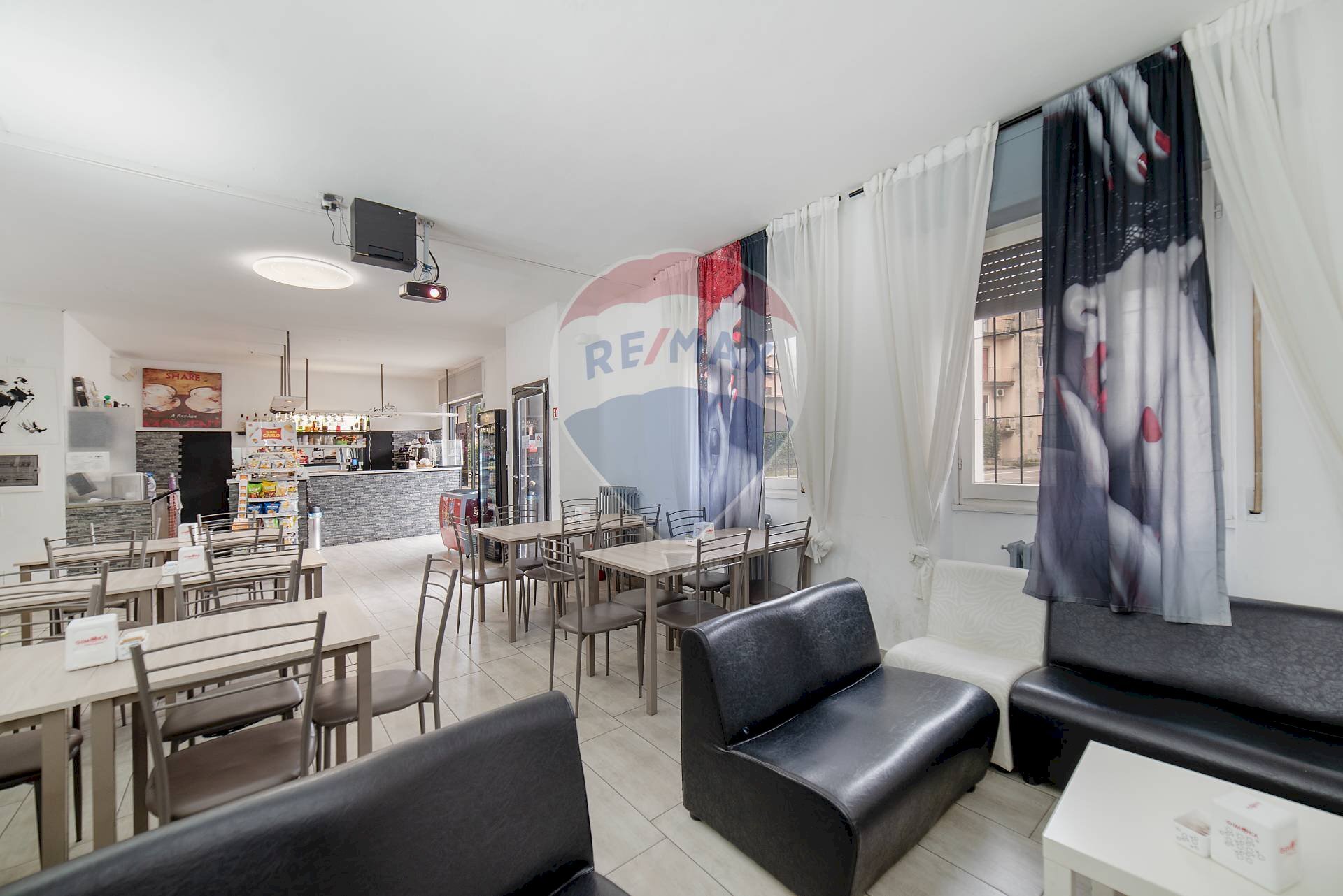 Sala da pranzo - Negozio VIA COLOMBO CRISTOFORO
 
2, Vidigulfo - foto 3