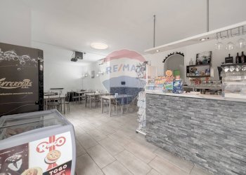 Sala da pranzo - Negozio VIA COLOMBO CRISTOFORO
 
2, Vidigulfo - foto 1