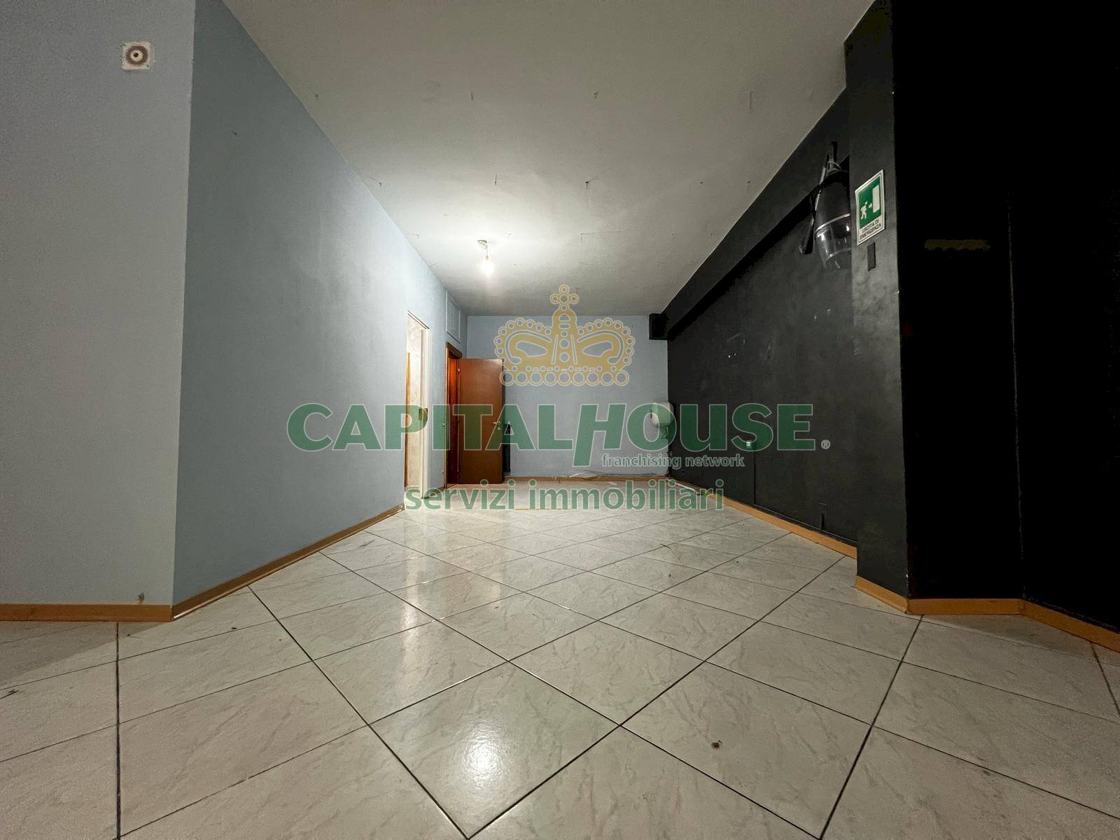 Foto 1 - Locale Commerciale C.so Vittorio Emanuele, Pratola Serra - foto 1