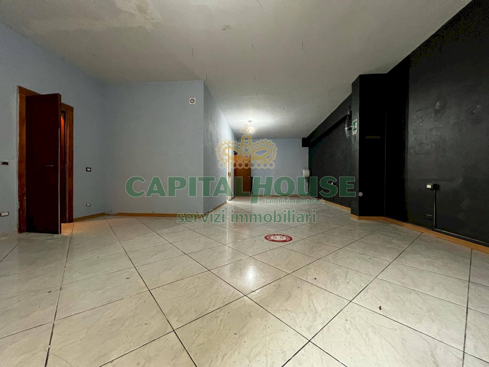 Foto 2 - Locale Commerciale C.so Vittorio Emanuele, Pratola Serra - foto 2