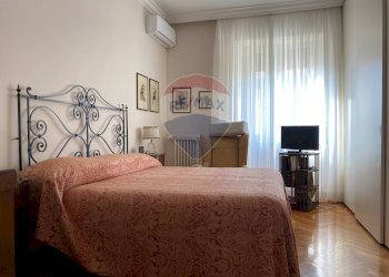 Camera / camera da letto - Appartamento Via Mauritania
 
5, Roma - foto 30