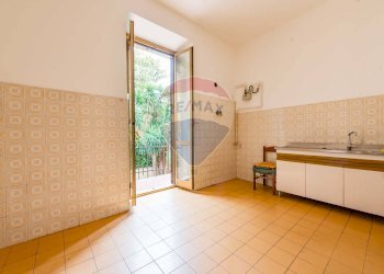 Cucina - Casa semi indipendente Via Volterra
 
16, Roma - foto 6