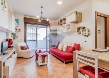 Sala da pranzo - Bilocale Via Carlo Bernardo Mosca
 
41, Roma - foto 3