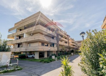 Edificio all\'aperto - Bilocale Via Carlo Bernardo Mosca
 
41, Roma - foto 4