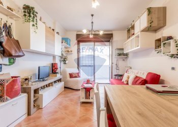 Sala da pranzo - Bilocale Via Carlo Bernardo Mosca
 
41, Roma - foto 21