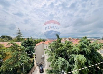 Edificio all\'aperto - Quadrilocale Piazza Dante
 
13, Venosa - foto 3