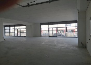 Foto 1 - Attività Commerciale via gabbiano, Ponsacco - foto 1