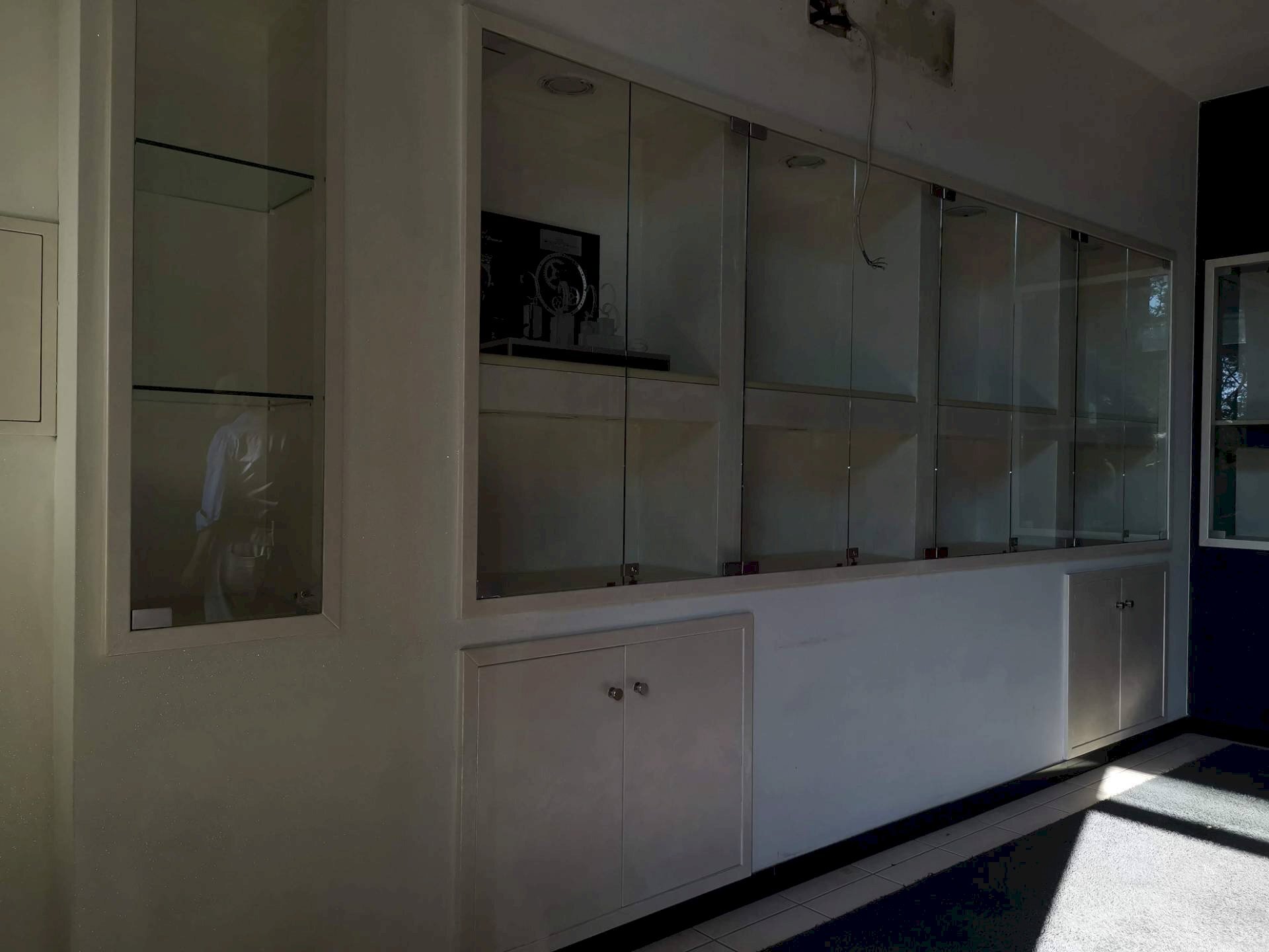 Foto 2 - Locale Commerciale via Amendola
 
15, Calcinaia - foto 2