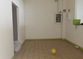 Foto 10 - Locale Commerciale via Tosco Romagnola
25, Calcinaia - foto 10