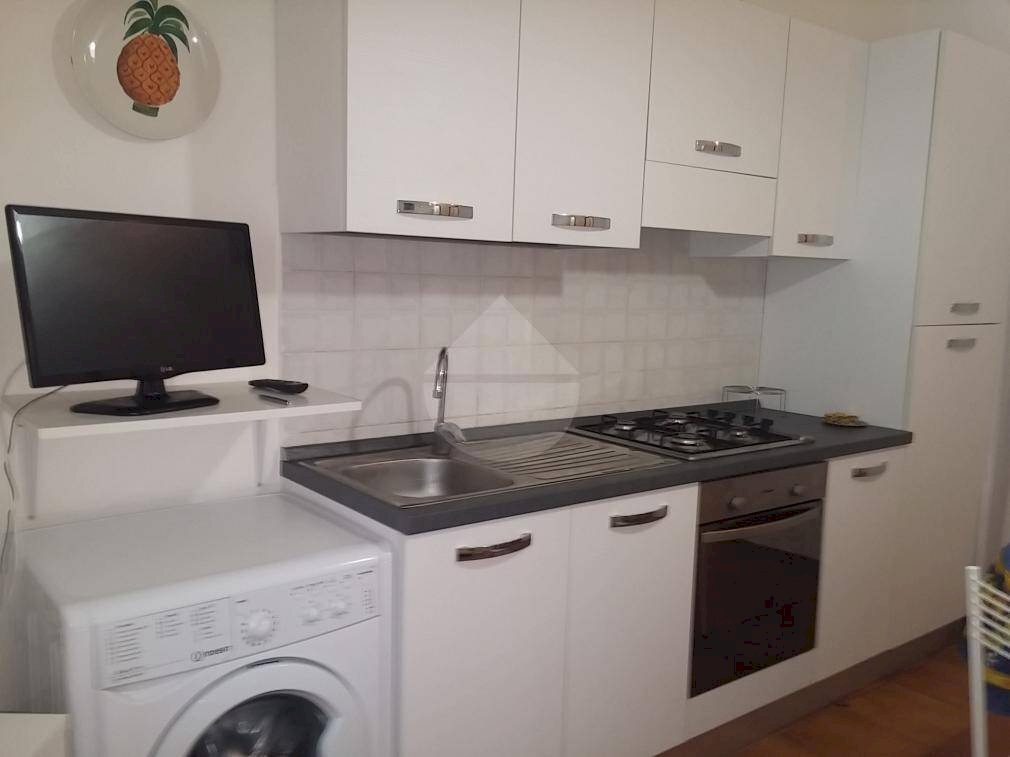 Foto 2 - Two-room apartment Piazza Unità D'Italia, Pontedera - photo 2