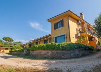 Foto 2 - Villa strada provinciale 26a
 
274, Montelibretti - foto 2