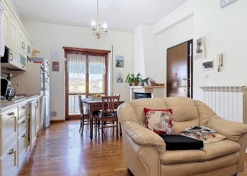 Foto 7 - Stabile - Palazzo via Tiziano Vecellio
 
25, Mentana - foto 7