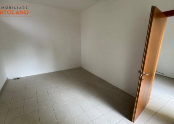 Foto 12 - Locale Commerciale Via F.lli Mucchiut
 
2, Sagrado - foto 12