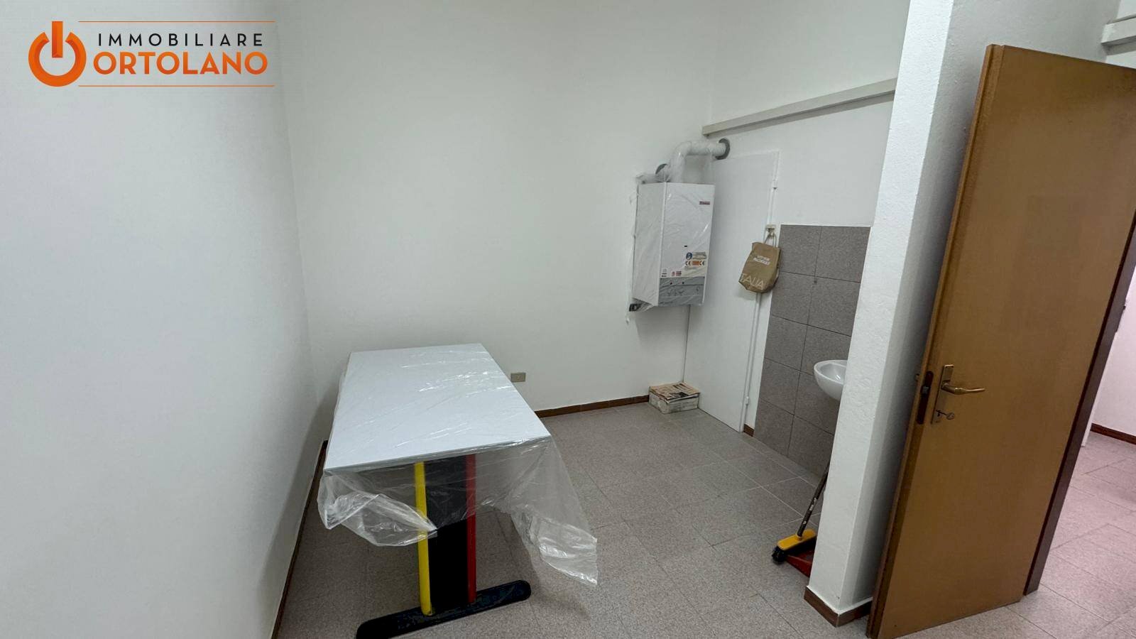 Foto 3 - Commercial Premises VIA MARZIALE
 
20, Monfalcone - photo 3