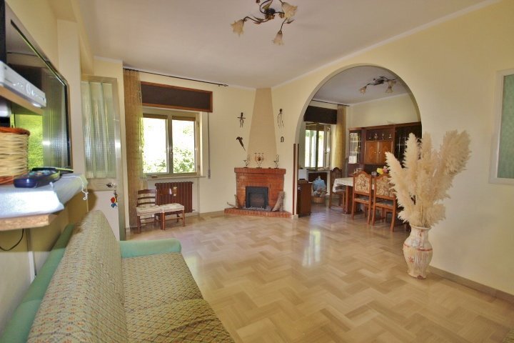 Foto 1 - Casa indipendente via santa maria, Vallesaccarda - foto 1