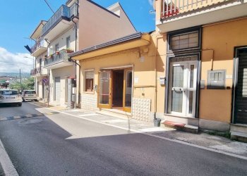 Foto 1 - Locale Commerciale Via Valle
12, Grottaminarda - foto 1