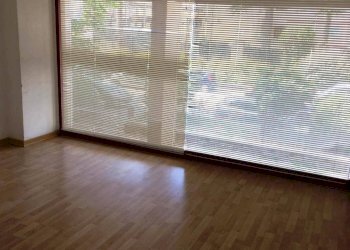 Foto 5 - Commercial Premises Viale Italia
 
243-245, Avellino - photo 3