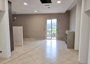 Foto 11 - Locale Commerciale via occhitelli, Volturara Irpina - foto 11