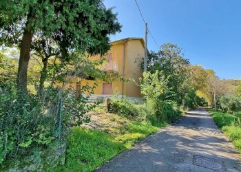 Foto 2 - Casa indipendente Trevico - foto 2