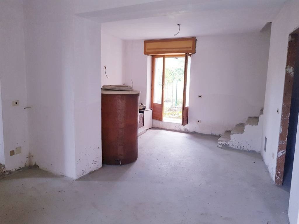 Foto 3 - Casa semi indipendente Località Viturano
 
5, Santa Paolina - foto 3