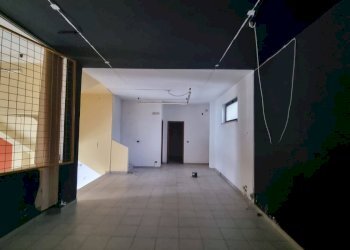 Foto 5 - Locale Commerciale via valle
19, Grottaminarda - foto 5