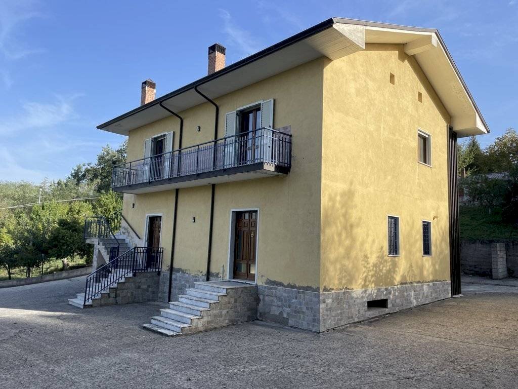 Foto 2 - Casa indipendente Contrada Ischiti
 
4, San Potito Ultra - foto 2