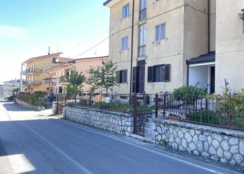 Foto 2 - Trilocale via san francesco
 
209, Montemarano - foto 2