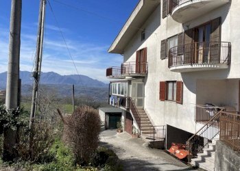 Foto 1 - Trilocale Contrada Guarini Santa Marina
 
34, Montefalcione - foto 1