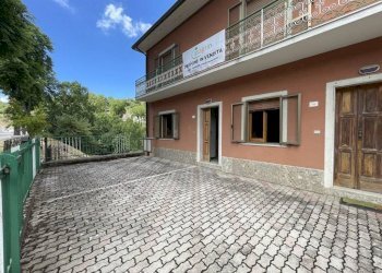 Foto 2 - Trilocale via san francesco, Montemarano - foto 2